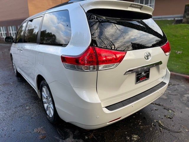 2014 Toyota Sienna Limited 7 Passenger