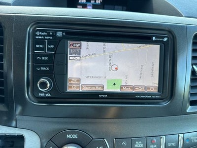 2014 Toyota Sienna XLE 7 Passenger