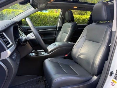 2019 Toyota Highlander Limited Platinum