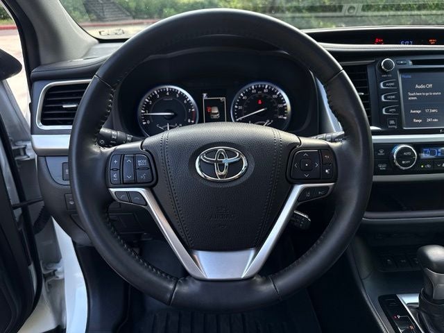 2019 Toyota Highlander Limited Platinum
