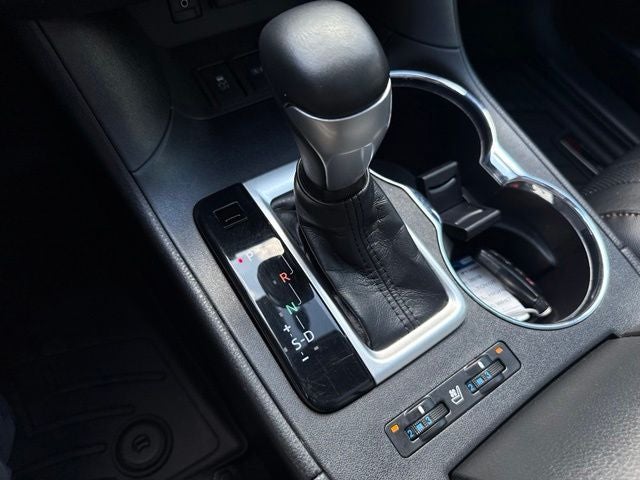 2019 Toyota Highlander Limited Platinum