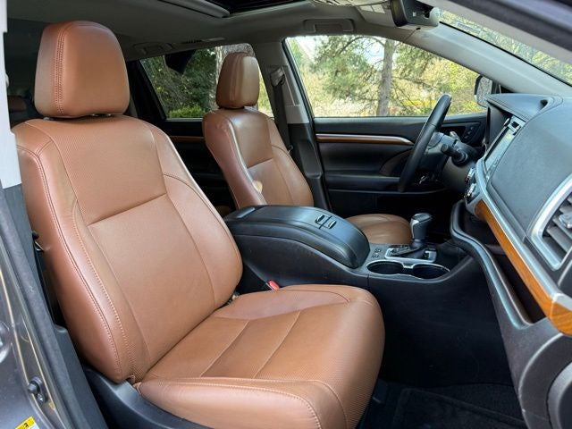 2017 Toyota Highlander Limited