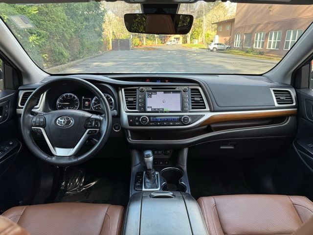 2017 Toyota Highlander Limited