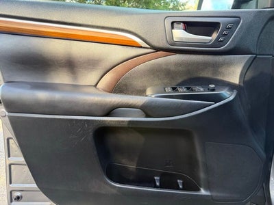 2017 Toyota Highlander Limited