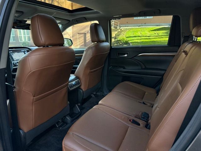 2017 Toyota Highlander Limited