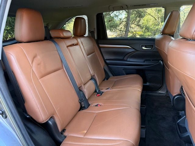 2017 Toyota Highlander Limited