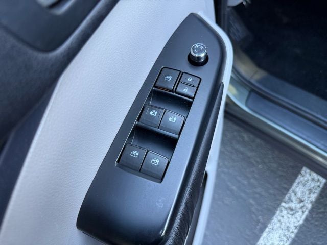 2016 Toyota Highlander XLE V6