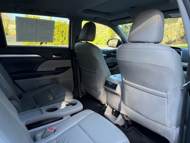 2016 Toyota Highlander XLE V6