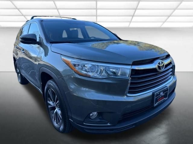 2016 Toyota Highlander XLE V6