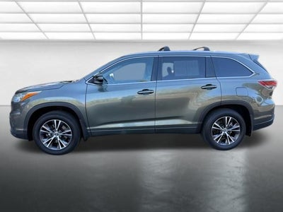 2016 Toyota Highlander XLE V6