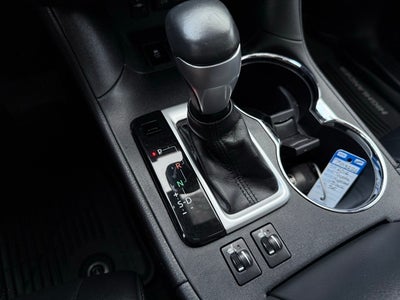 2017 Toyota Highlander SE