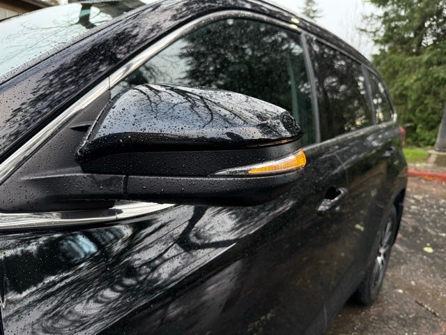 2017 Toyota Highlander SE