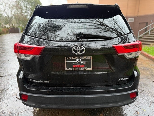 2017 Toyota Highlander SE