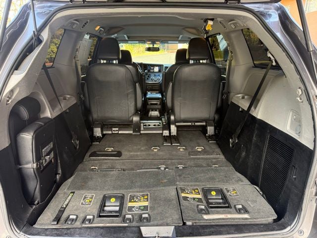 2015 Toyota Sienna SE Premium 7 Passenger