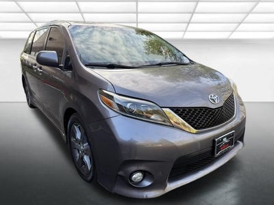2015 Toyota Sienna SE Premium 7 Passenger