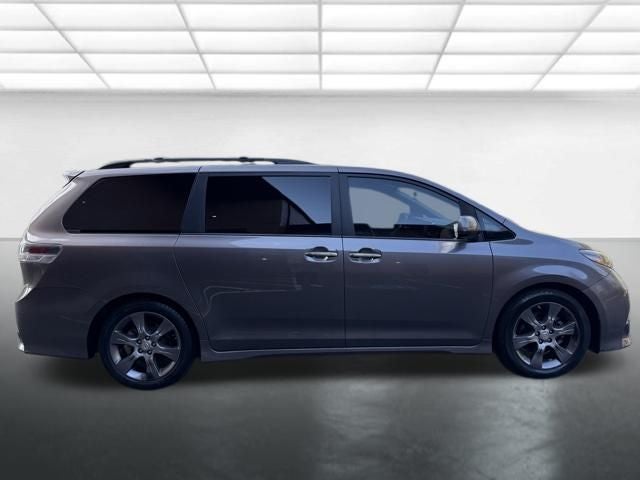 2015 Toyota Sienna SE Premium 7 Passenger