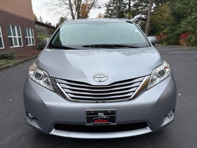 2016 Toyota Sienna Limited 7 Passenger