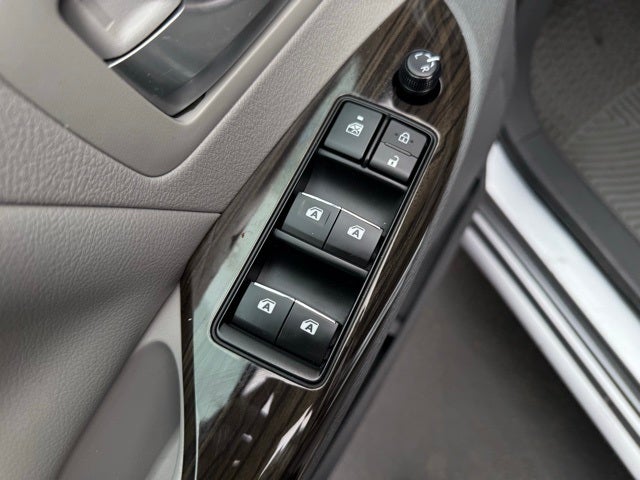 2016 Toyota Sienna Limited 7 Passenger