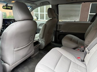 2016 Toyota Sienna Limited 7 Passenger