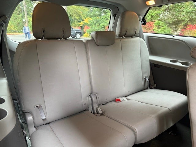 2016 Toyota Sienna Limited 7 Passenger