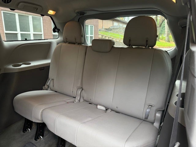 2016 Toyota Sienna Limited 7 Passenger