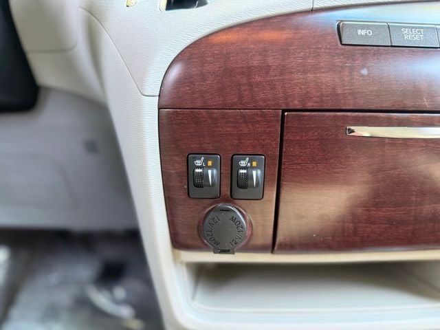 2012 Toyota Sienna XLE 8 Passenger
