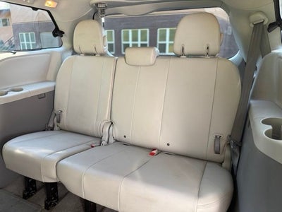 2012 Toyota Sienna XLE 8 Passenger
