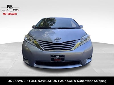 2015 Toyota Sienna XLE 8 Passenger