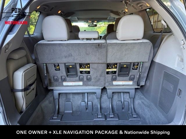 2015 Toyota Sienna XLE 8 Passenger