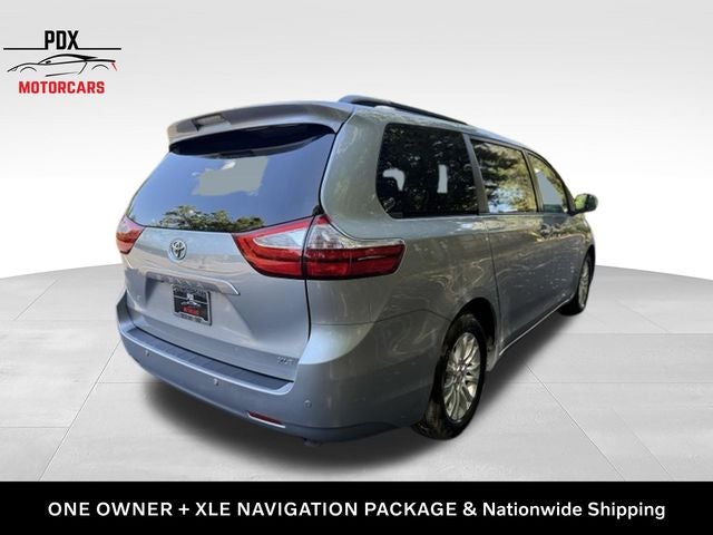 2015 Toyota Sienna XLE 8 Passenger