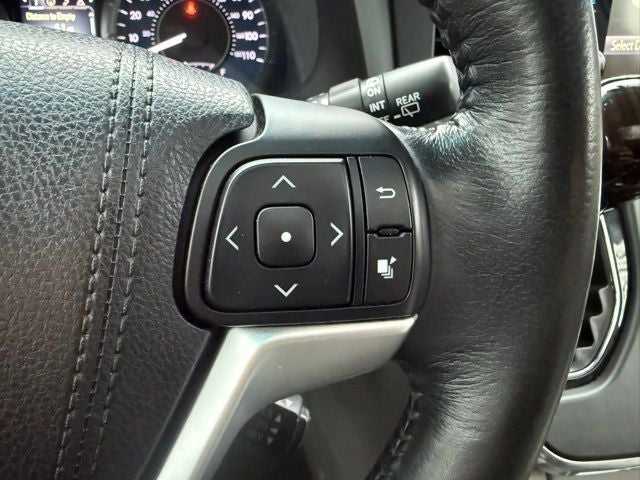 2016 Toyota Sienna XLE 7 Passenger