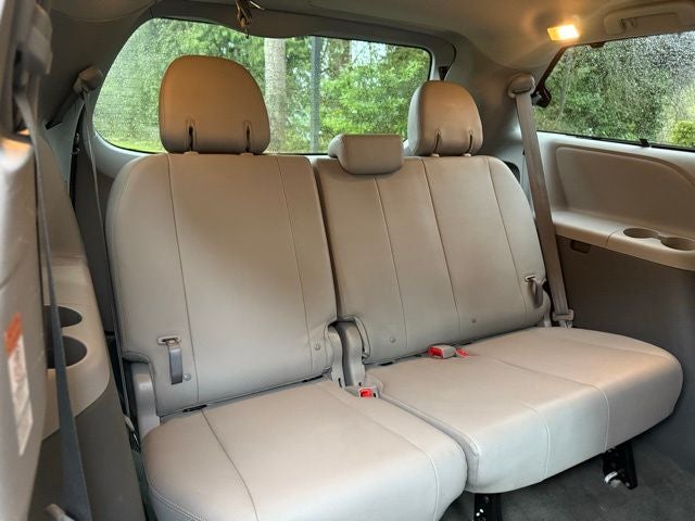 2016 Toyota Sienna XLE 7 Passenger