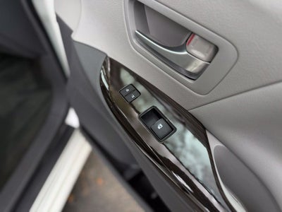 2015 Toyota Sienna XLE 8 Passenger