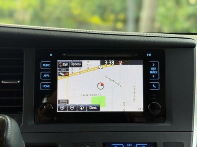 2015 Toyota Sienna XLE 8 Passenger