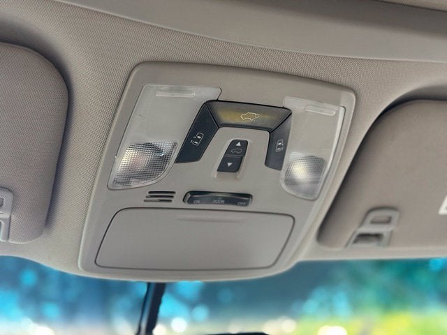 2015 Toyota Sienna XLE 8 Passenger