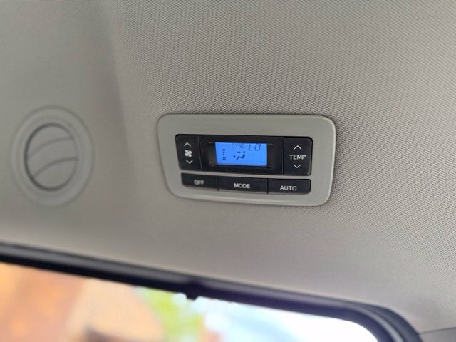 2015 Toyota Sienna XLE 8 Passenger