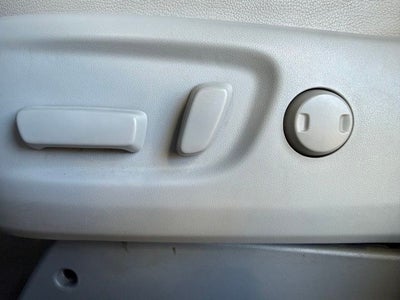 2014 Toyota Sienna XLE 8 Passenger