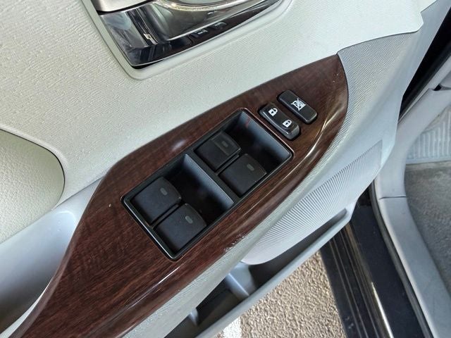 2014 Toyota Sienna XLE 8 Passenger