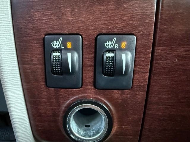 2014 Toyota Sienna XLE 8 Passenger