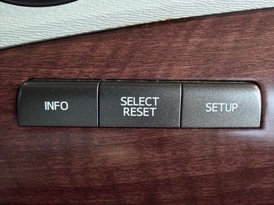 2014 Toyota Sienna XLE 8 Passenger