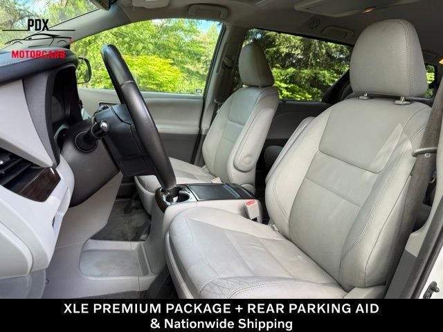 2017 Toyota Sienna XLE Premium 8 Passenger