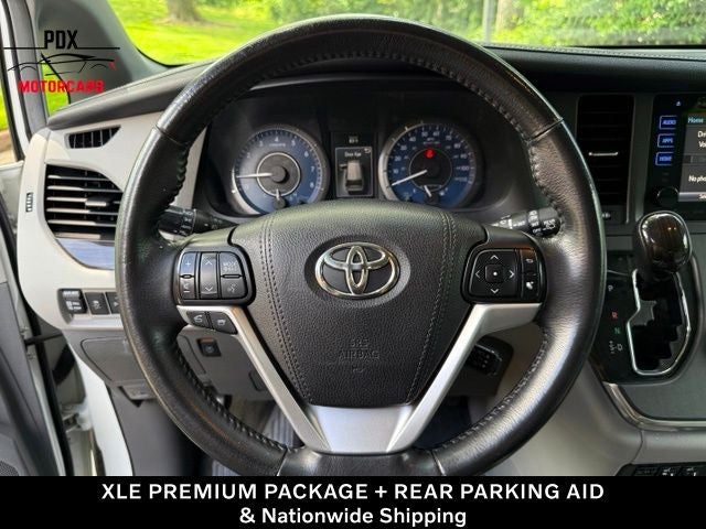 2017 Toyota Sienna XLE Premium 8 Passenger
