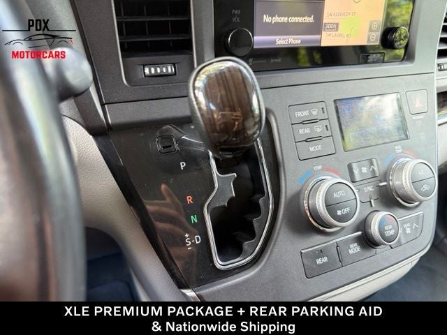 2017 Toyota Sienna XLE Premium 8 Passenger