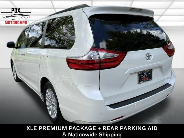 2017 Toyota Sienna XLE Premium 8 Passenger
