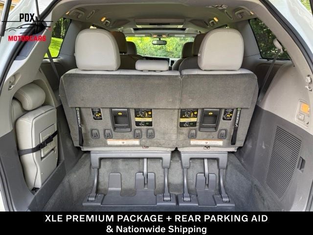 2017 Toyota Sienna XLE Premium 8 Passenger