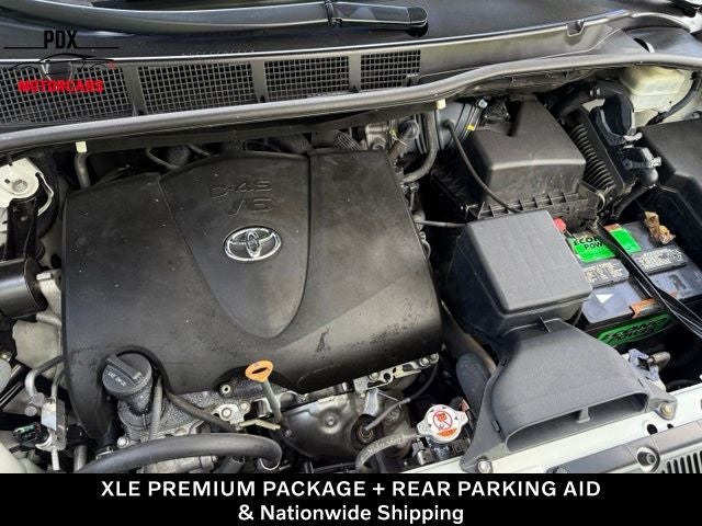 2017 Toyota Sienna XLE Premium 8 Passenger