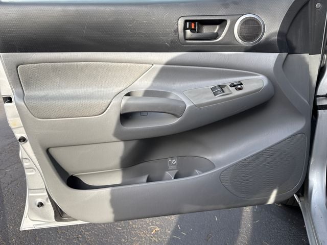 2005 Toyota Tacoma Base