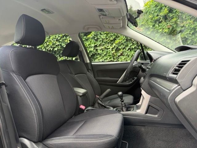 2015 Subaru Forester 2.5i