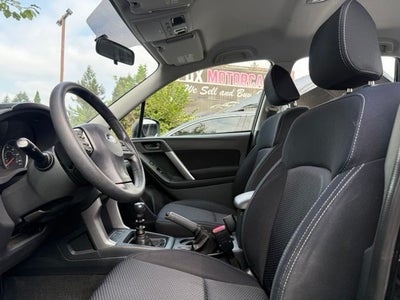 2015 Subaru Forester 2.5i