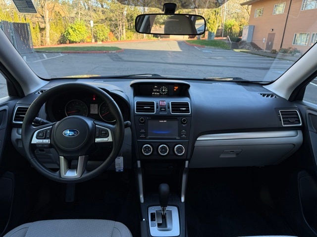 2017 Subaru Forester 2.5i